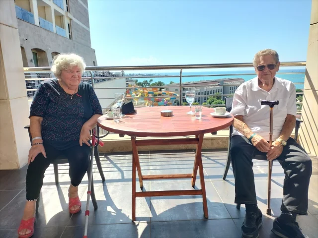 Antalya'ya Duydukları Aşk: Alman Çiftin 28 Yıllık Tatil Geleneği