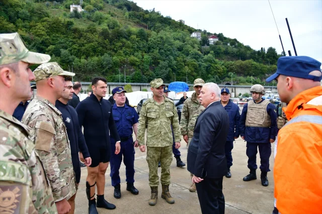 Karadeniz'de Balıkçıların Büyük Buluşu: Gizemli Araç Patlatıldı