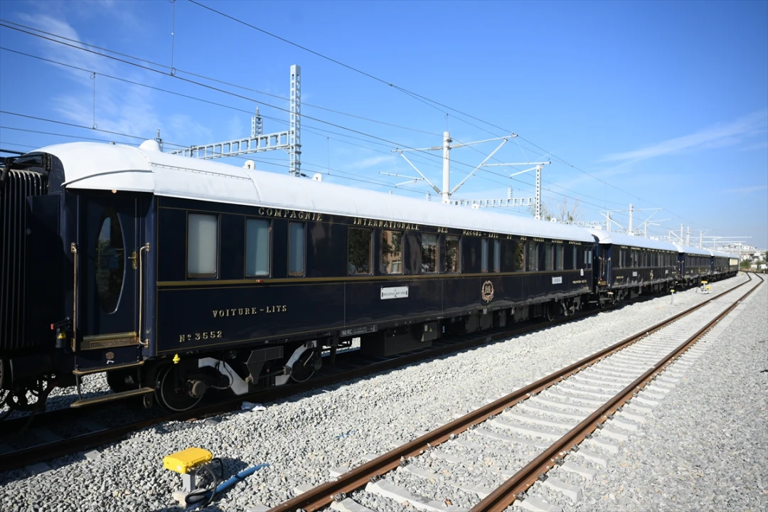 Orient Express Rüyası Yeniden Başlıyor: İstanbul'a Tarihi Yolculuk