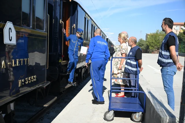 Orient Express Rüyası Yeniden Başlıyor: İstanbul'a Tarihi Yolculuk