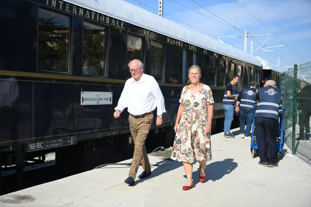 Orient Express Rüyası Yeniden Başlıyor: İstanbul'a Tarihi Yolculuk