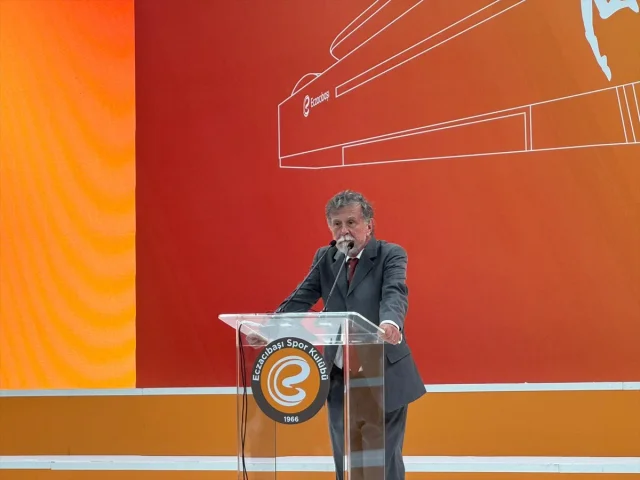 Eczacıbaşı Spor Kulübü Yeni Salonuyla Göz Kamaştırıyor