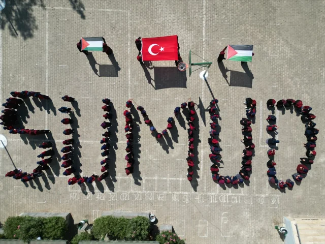 Şanlıurfa'da Öğrencilerden Gazze İçin Görkemli Destek