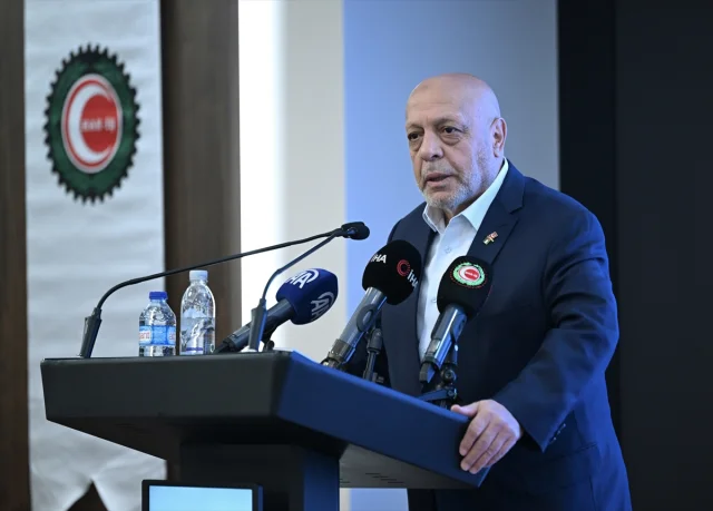 Emeklilerin Hakları Tartışılıyor, Türkiye Bu Alanda Ne Yapmalı?