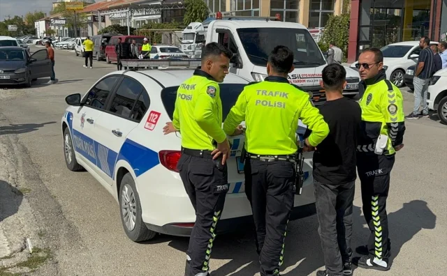 Aksaray Sokaklarında Heyecanlı Kovalamaca: 14 Yaşındaki Sürücü Şaşırttı