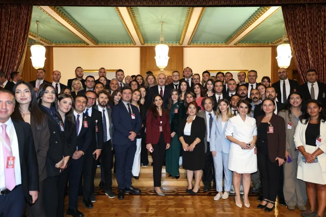 Kurtulmuş'tan Terörsüz Türkiye Vurgusu ve Siyasi Diyalog Mesajı