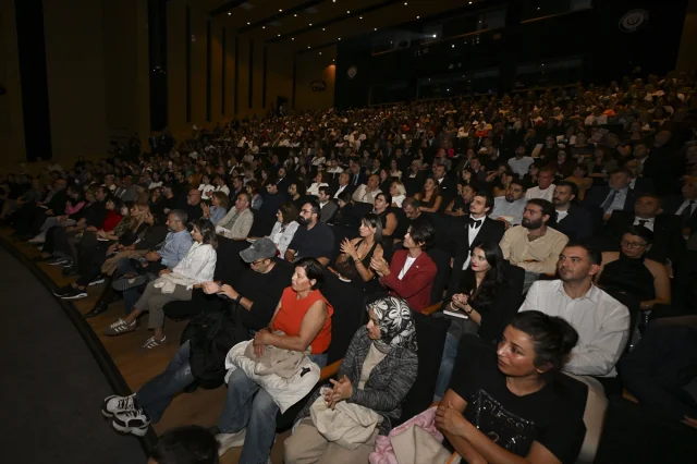 Başkent Ankara'da Tiyatro Heyecanı Uluslararası Boyuta Taşındı