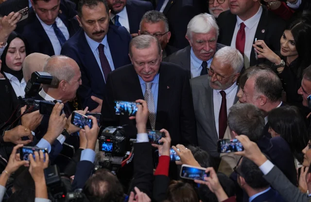 TBMM'de Resepsiyon Gecesine Sürpriz Performans Damga Vurdu