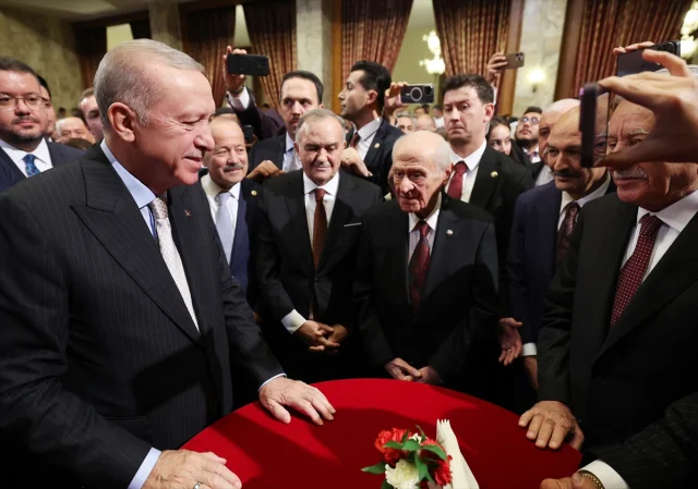 TBMM'de Resepsiyon Gecesine Sürpriz Performans Damga Vurdu