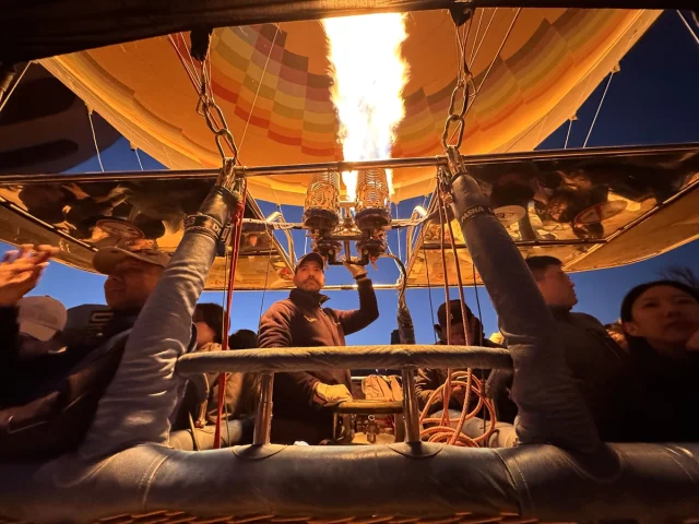 Kapadokya Semalarında Unutulmaz Balon Manzarası