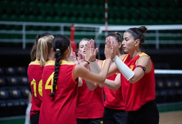 Göztepe'nin Sultanları Yeni Sezonda Büyük Hedefler Peşinde