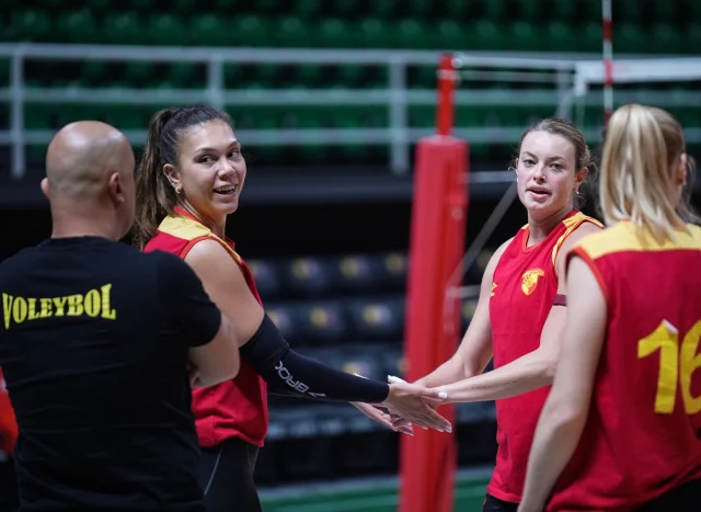 Göztepe'nin Sultanları Yeni Sezonda Büyük Hedefler Peşinde