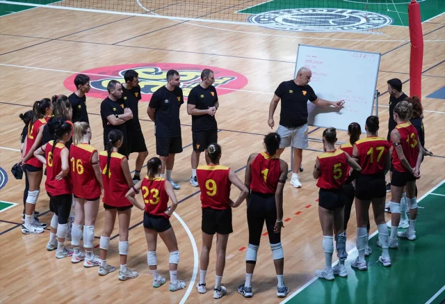 Göztepe'nin Sultanları Yeni Sezonda Büyük Hedefler Peşinde