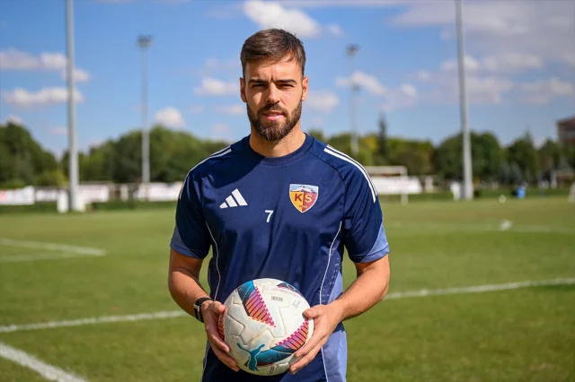 Kayserispor'un Kaptanından İddialı Sezon Yorumları