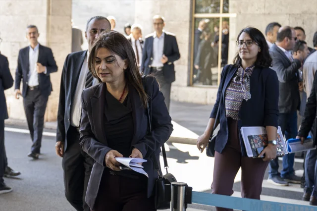 TBMM Başkanı Kurtulmuş İsrail'in Saldırısını Sert Şekilde El...