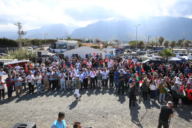 Hatay'da İsrail'e Protesto: Gazze'ye Destek Teknelerden Yansıdı