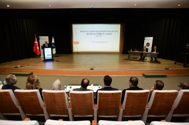 Van'daki Uluslararası Sempozyum Yeni Ufuklar Açıyor