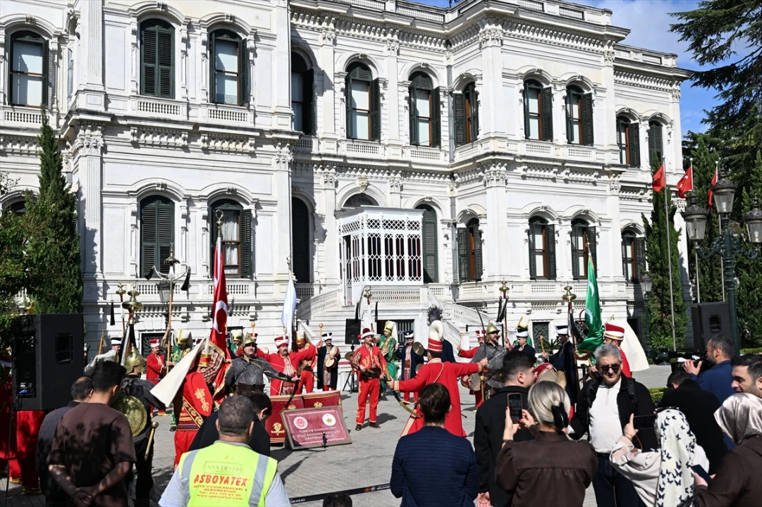 Yıldız Sarayı'nda Tarihi Mehteran Şöleni Büyüledi