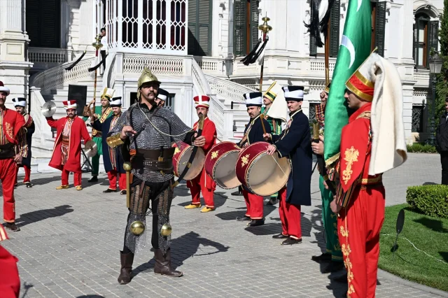 Yıldız Sarayı'nda Tarihi Mehteran Şöleni Büyüledi