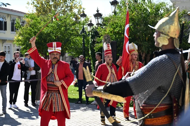 Yıldız Sarayı'nda Tarihi Mehteran Şöleni Büyüledi