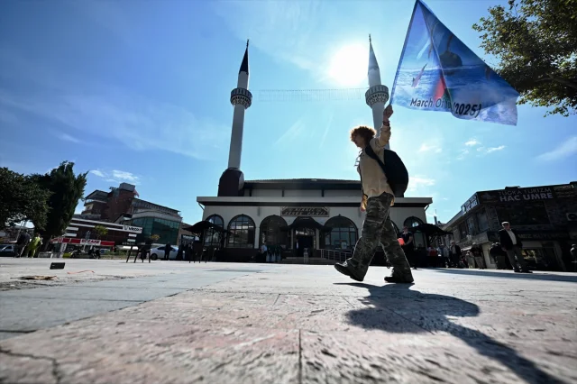 İranlı Aktivist Somayeh Moghadam'ın Kudüs Yürüyüşü Türkiye'yi Sallıyor