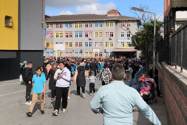 Marmara Denizi'nde Şiddetli Deprem Fay Hattını Tetikler mi