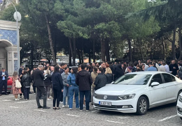 Marmara Denizi'nde Şiddetli Deprem Fay Hattını Tetikler mi