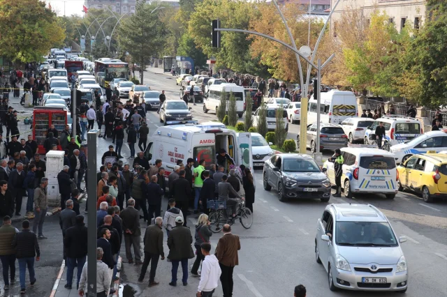 Ağrı'nın Merkezinde Gergin Anlar: Silahlı Çatışmada 4 Yaralı