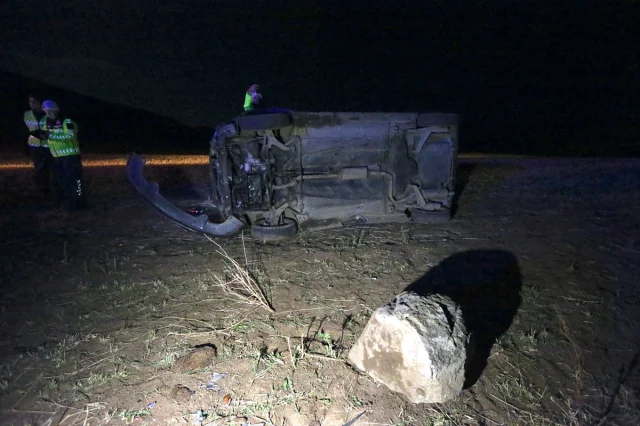 Kars'ta Köy Yolunda Kaza Genişliyor Zor Anlar