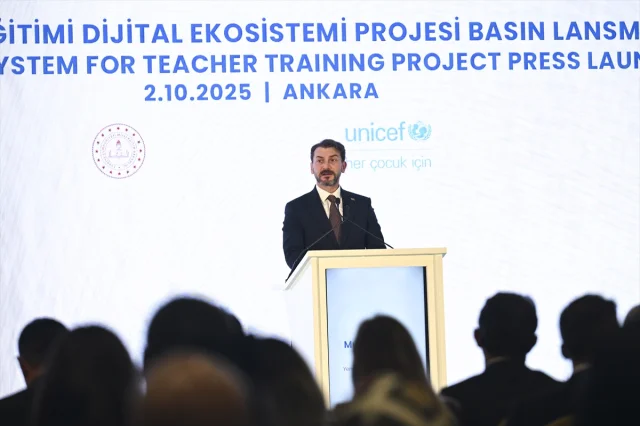 Bakan Tekin'den Kritik Açıklamalar: Türkiye’de Eğitimde Dijital Dönüşüm ve İnsan Hakları Vurgusu