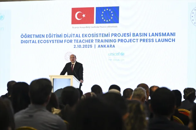 Bakan Tekin'den Kritik Açıklamalar: Türkiye’de Eğitimde Dijital Dönüşüm ve İnsan Hakları Vurgusu