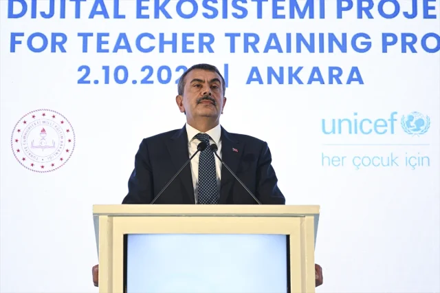 Bakan Tekin'den Kritik Açıklamalar: Türkiye’de Eğitimde Dijital Dönüşüm ve İnsan Hakları Vurgusu