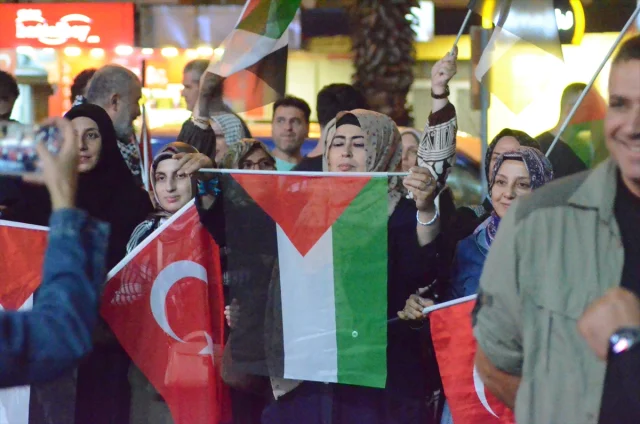 Aydın'da İsrail'e Karşı Ses Getiren Protesto
