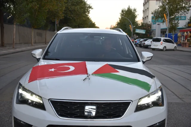 Şanlıurfa'da Görkemli Protesto İsrail'e Tepki Büyüyor