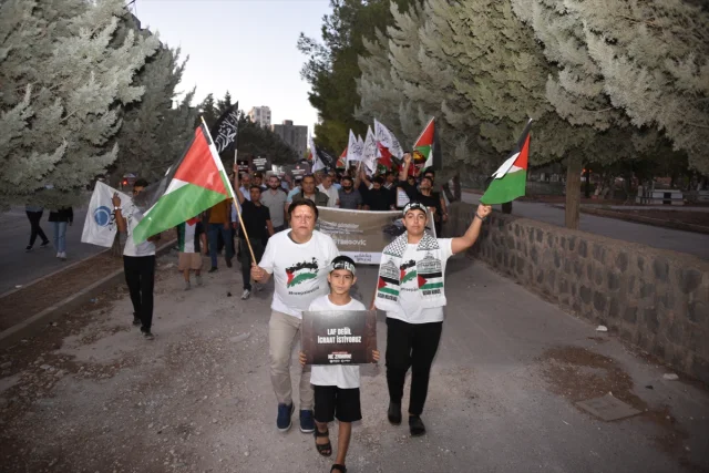 Şanlıurfa'da Görkemli Protesto İsrail'e Tepki Büyüyor