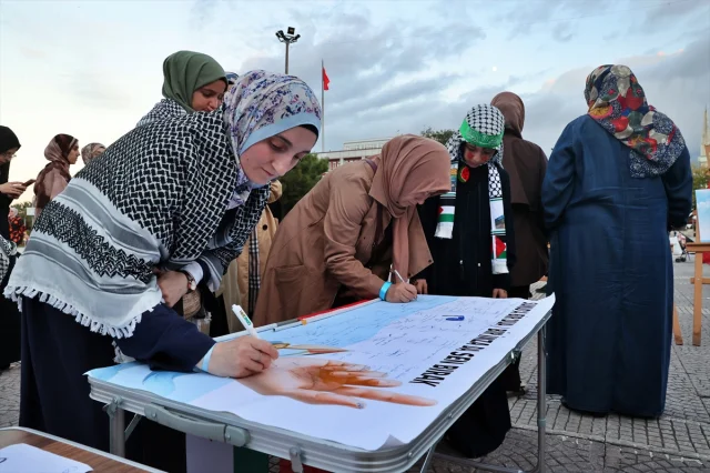 Samsun'da İsrail'e Tepki: Küresel Sumud Filosu'na Destek Yağdı