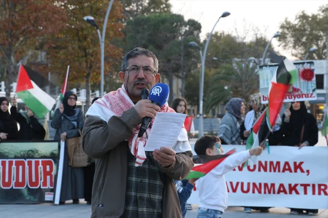 Sakarya'da Gerilen "Gazze Nöbeti": İsrail'e Sert Tepkiler