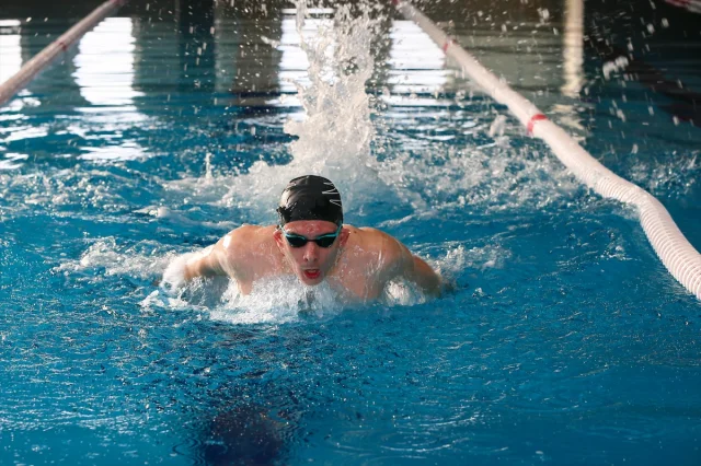 Bilge Kağan Yılgın: Yüzmede İmkansızı Başaran Genç