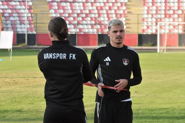 Vanspor'un Az Gol Yeme Stratejisi Zirveyi Hedefliyor
