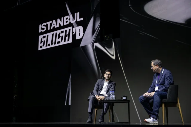 Istanbul Slush'D Etkinliğinde Türkiye'nin Teknoloji Geleceği: Başkan Dağlıoğlu'nun Çarpıcı Açıklamaları