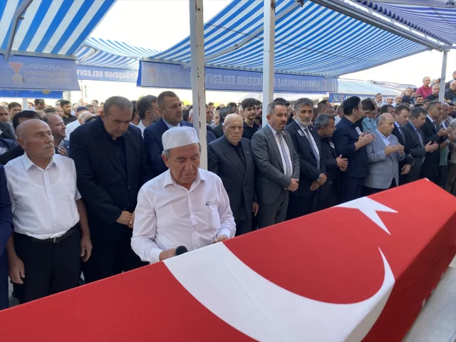 Ökkeş Şendiller'in Veda Töreninden Duygusal Anlar