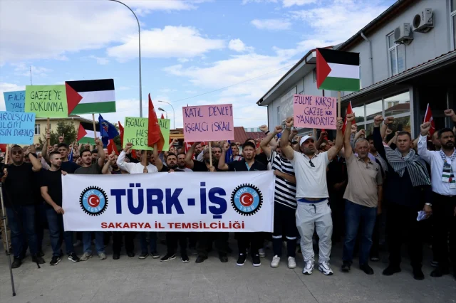 Sakarya'da İsrail'e Tepkiler Yükseliyor: Küresel Sumud Filosu'na Destek Sürüyor