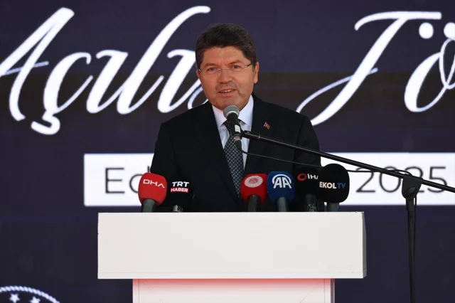 Edirne'de Özgün El Sanatları: Bakan Tunç'un Mesajı Merak Uyandırdı