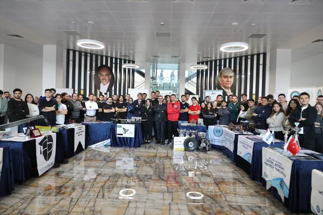 Bursa'da Açılan Yeni Teknoloji Merkezi Türkiye'yi Yüksek Teknoloji Ligine Taşıyor