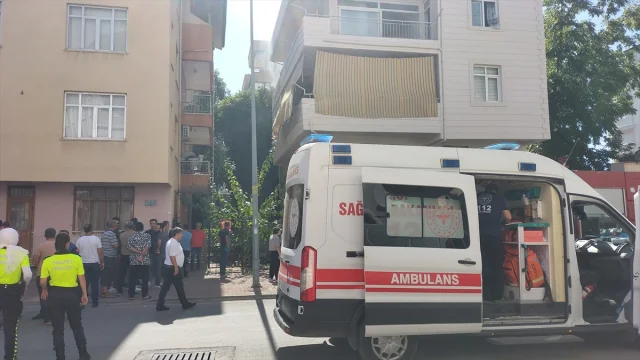 Antalya'da Korku Dolu Anlar: Evde Çıkan Yangın Panik Yarattı