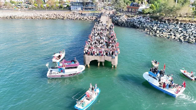 Artvin'in Karadeniz Sularında Dalgaları Aşan Direniş Çağrısı
