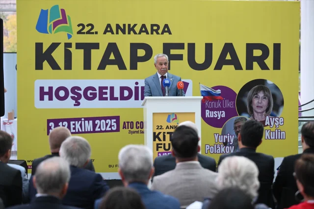 Ankara Kitap Fuarı Ziyaretçilerine Kapılarını Açtı: Kitapseverler İçin Kaçırılmayacak Etkinlikler