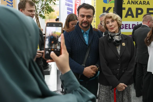 Ankara Kitap Fuarı Ziyaretçilerine Kapılarını Açtı: Kitapseverler İçin Kaçırılmayacak Etkinlikler