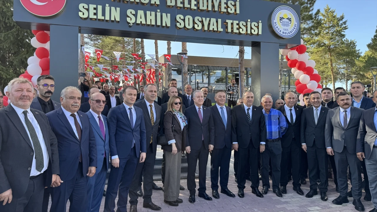 Sadir Durmaz'ın Çorum'daki Mesajı Yeni Türkiye'nin Rotası mı