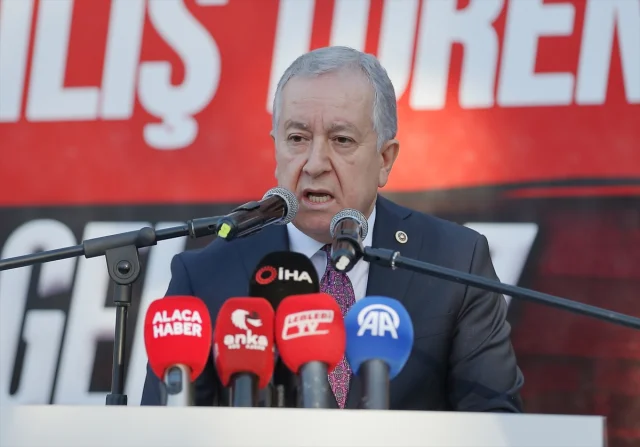 Sadir Durmaz'ın Çorum'daki Mesajı Yeni Türkiye'nin Rotası mı